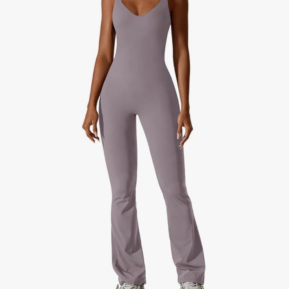 Elegant Mauve Jumpsuit - Picture 2 of 7